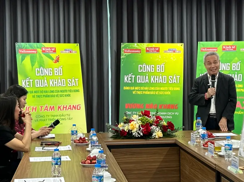 PGS.TS.BS Hồ Bá Do - Phó chủ tịch Hội Y học cổ truyền Việt Nam tham gia và nhận định đánh giá tốt về sản phẩm Ích Tâm Khang.webp